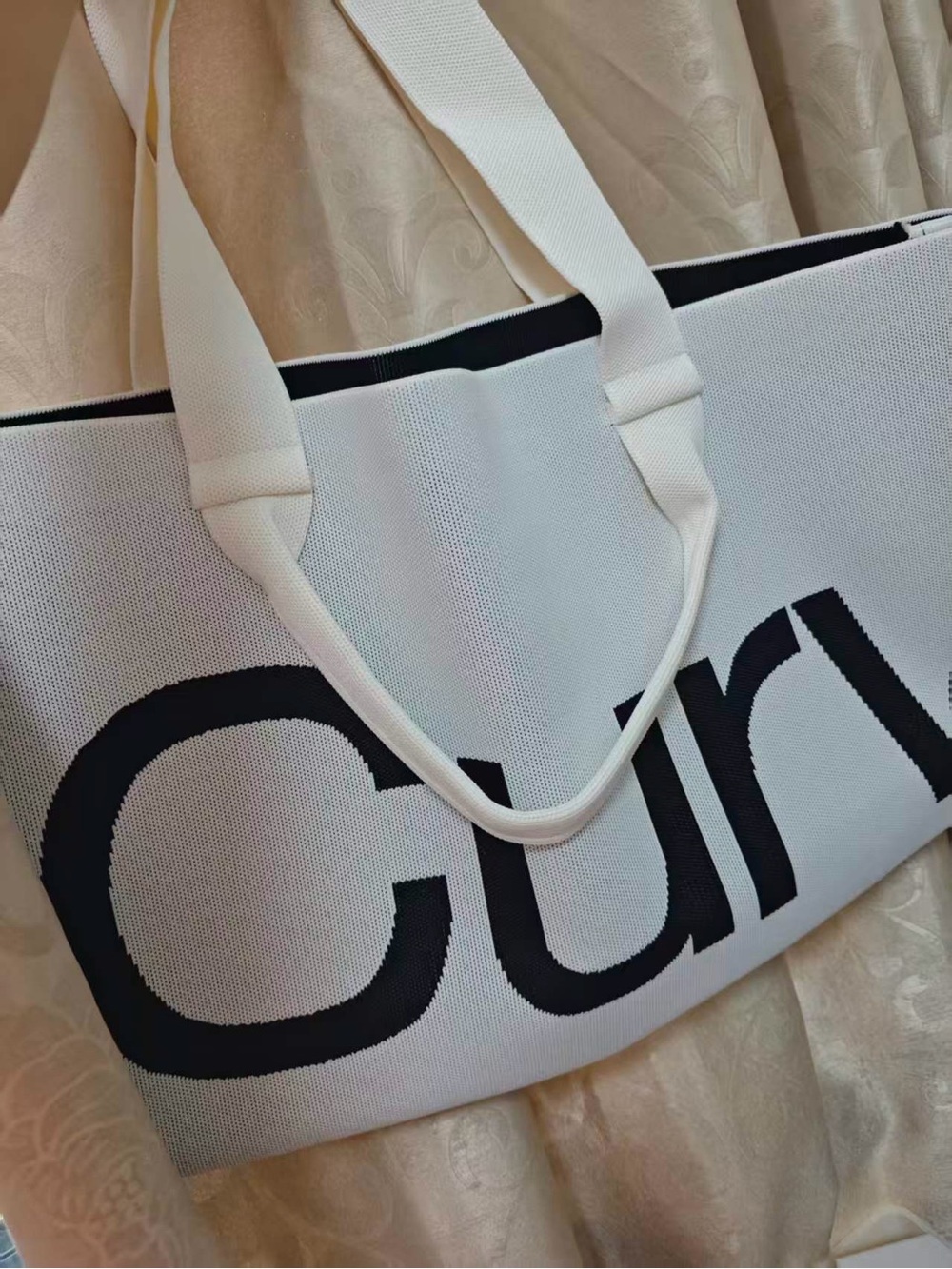 Curves Tote | Almond